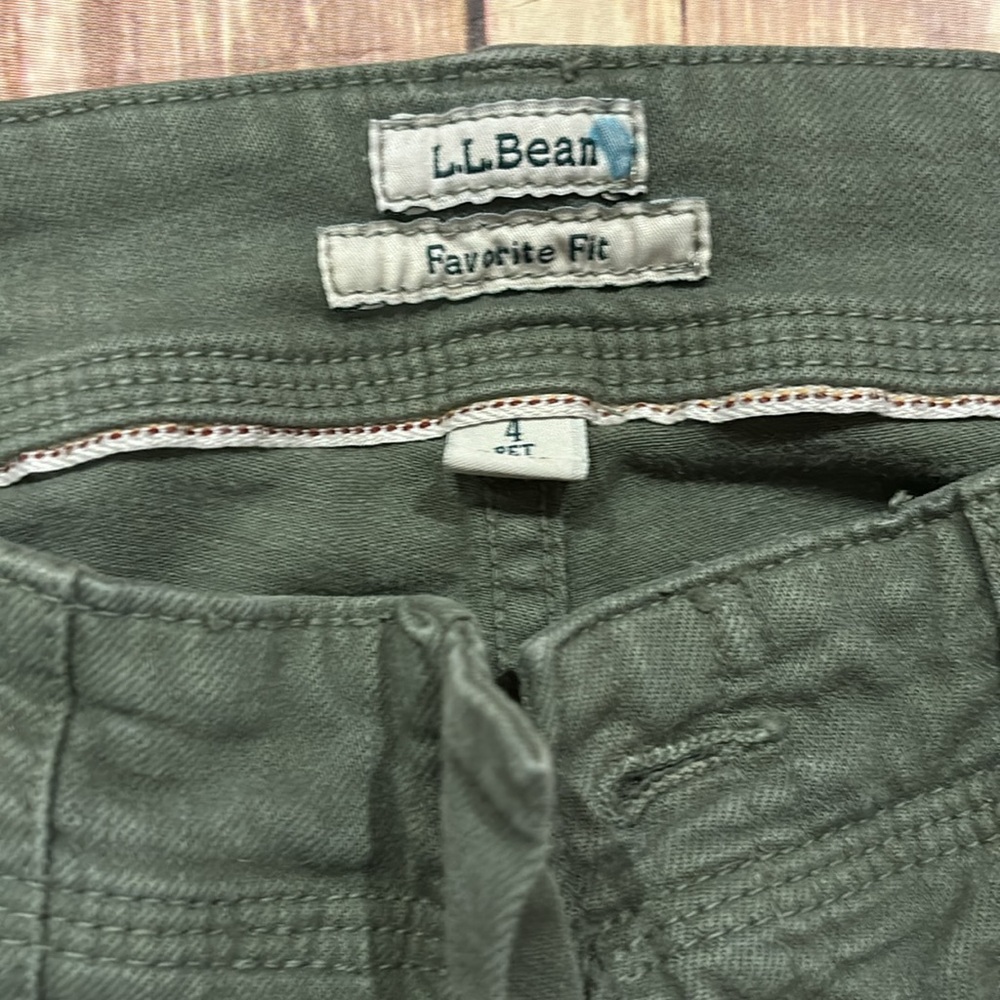 LL bean Favorite fit size 4 petite army green canvas jean pants - Picture 4 of 5